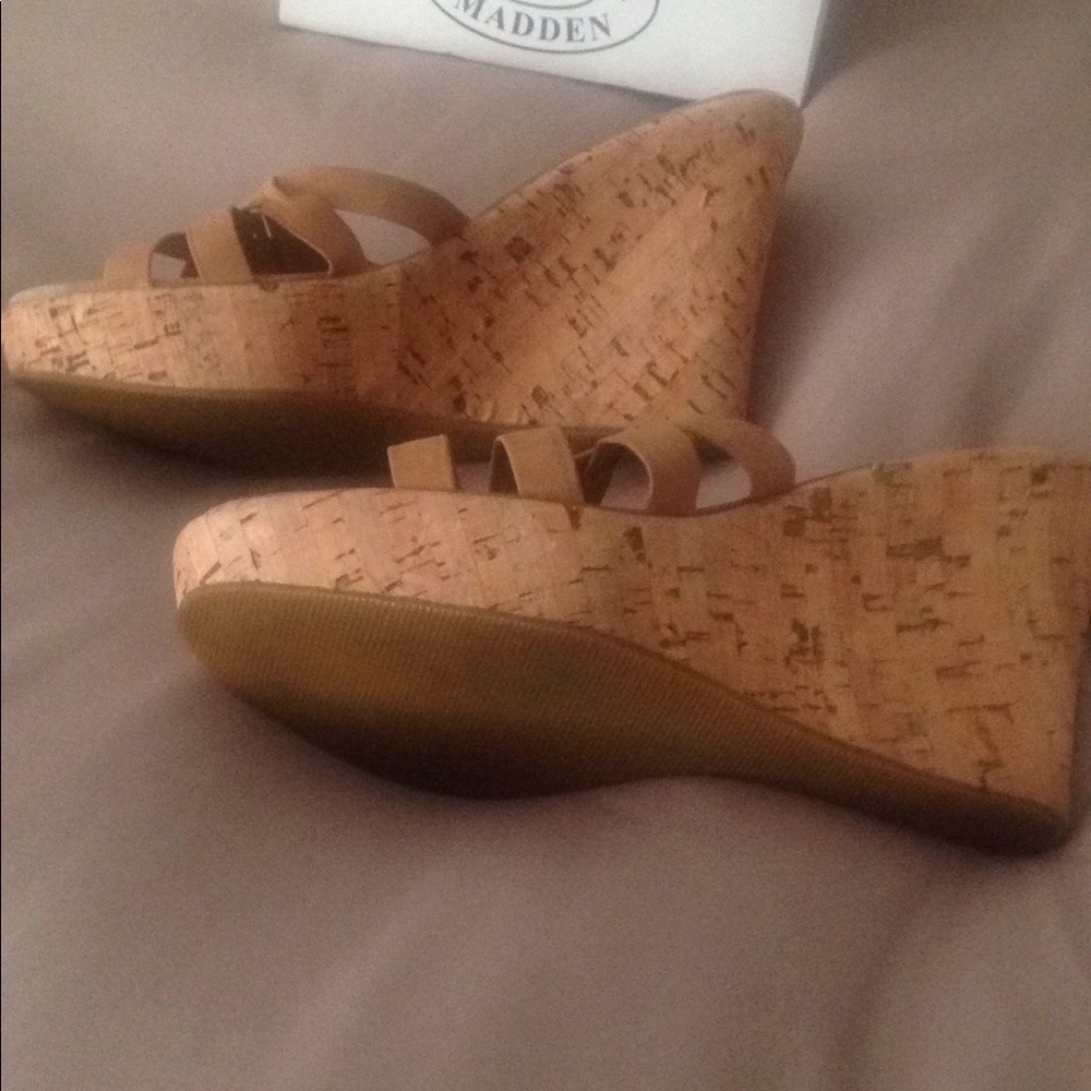 Steve Madden Kalliee wedges